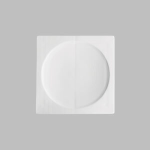 1304920 Square Plate 20 cm.