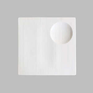 1304924 Square Plate 24 cm.