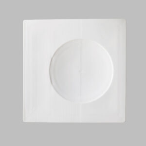 1304930 Square Plate 30 cm.