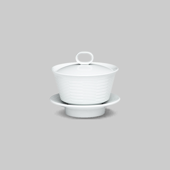 1632891 Chinese Tea Cup Saucer 10 cm.